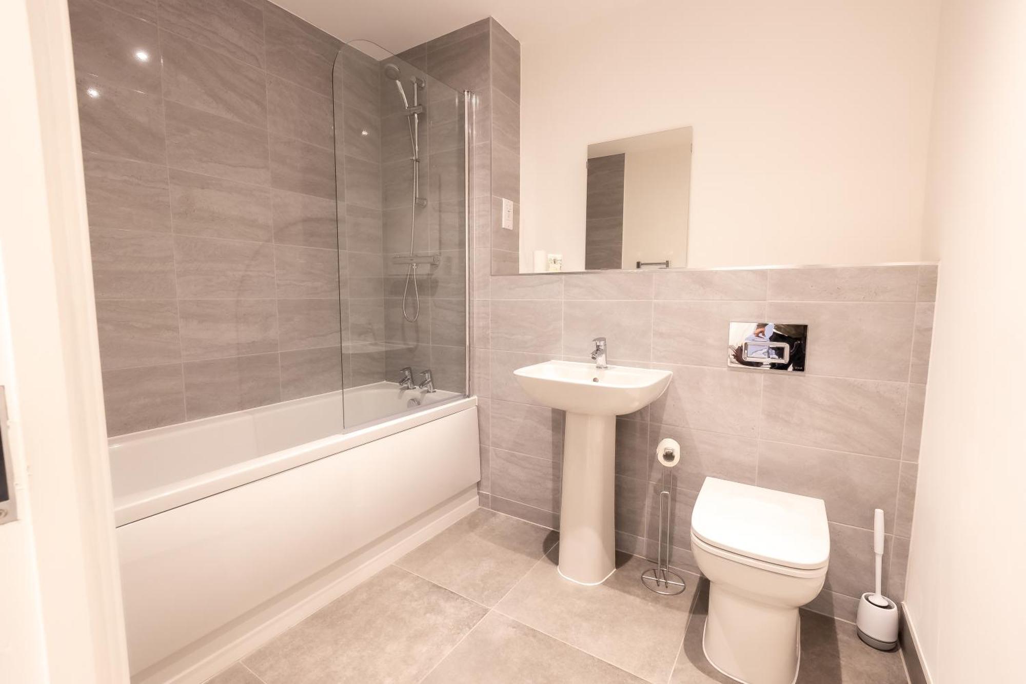 Pristine 1 And 2 Bedroom Apartments Near Business District By Belvilla Birmingham Eksteriør bilde